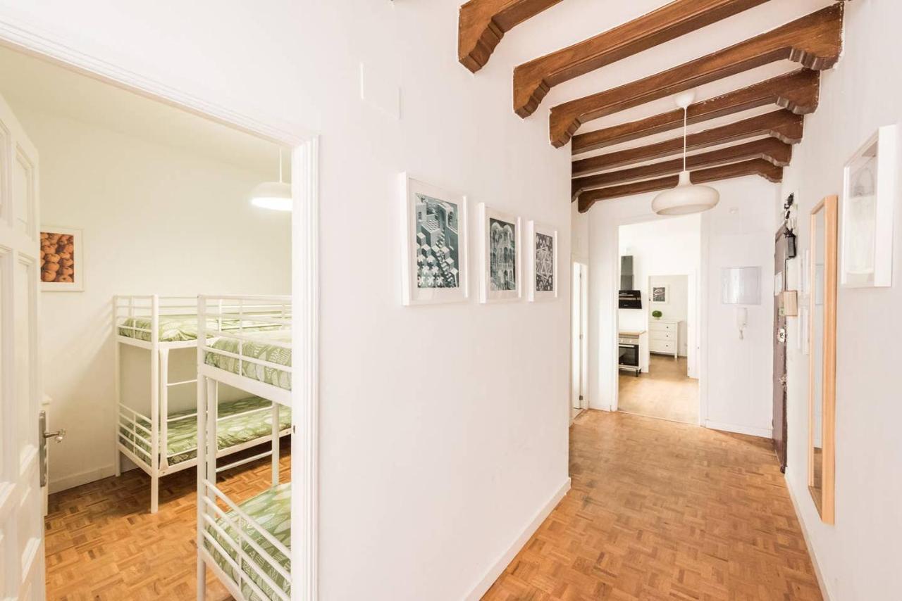 Apartamentos En Sol, Madrid Centro Luaran gambar