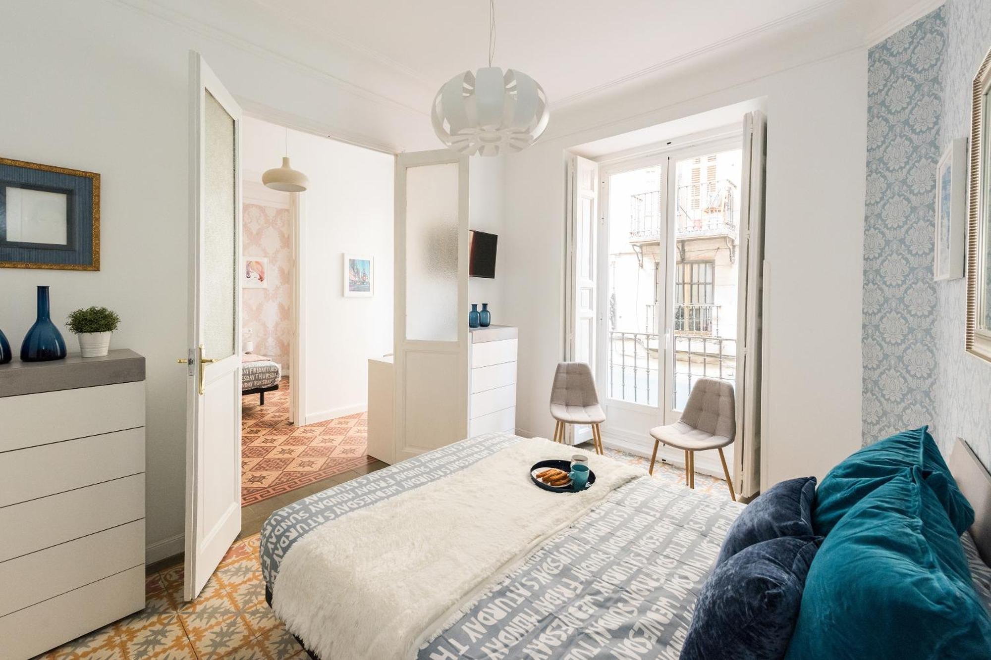 Apartamentos En Sol, Madrid Centro Luaran gambar