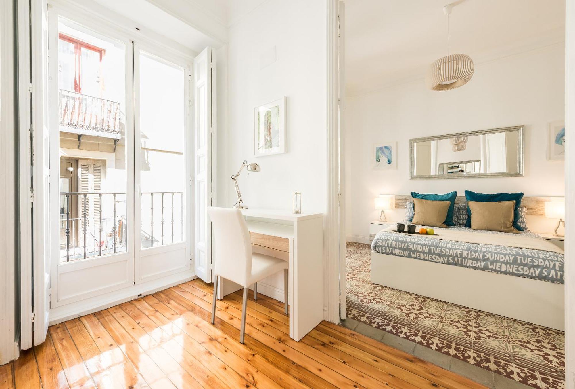 Apartamentos En Sol, Madrid Centro Bilik gambar